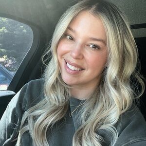 Meet your Posher, Sara